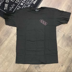 ILLEST LARGE BLACK HEARTACHES CAR CLUB T-SHIRT